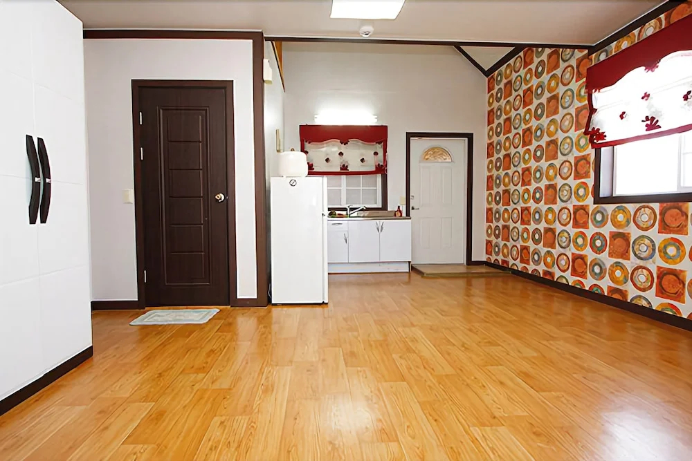 Taean Woori Home Pension - фото 12