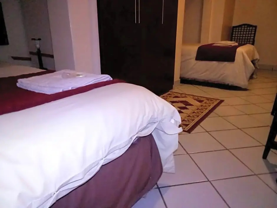 Rustenburg Guesthouse - Chambres