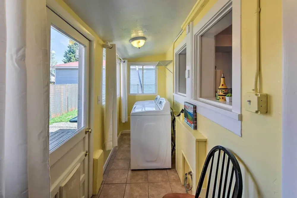 Chic Downtown Home w/ Grill, Steps to Main Street!
