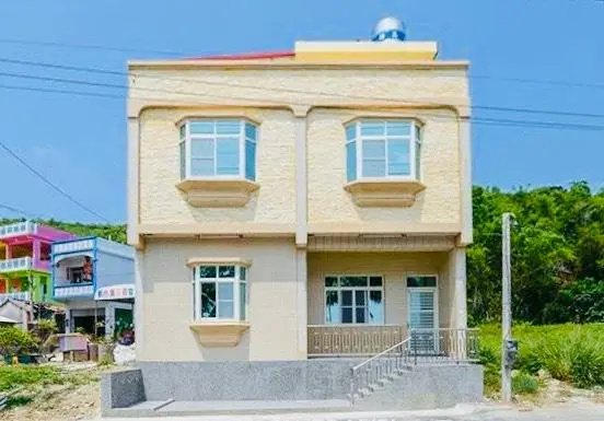 Small Ryukyu Loju sunrise Inn