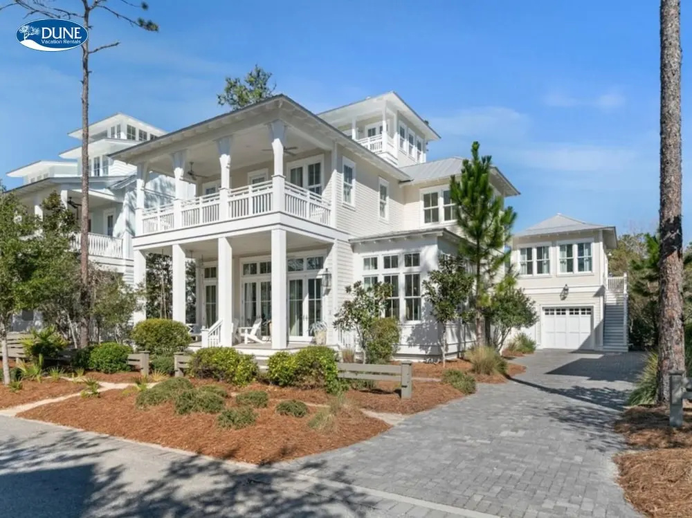 Elegantly Designed 5br/5.5bth + Bunk Nook Home In Lake District Of Watercolor Carriage House 4 Bedroom Home by RedAwning