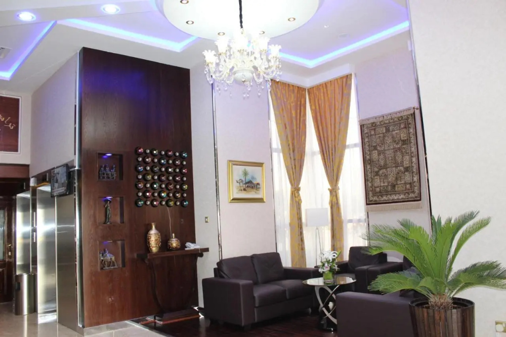 Al Diar Dana Hotel — фото