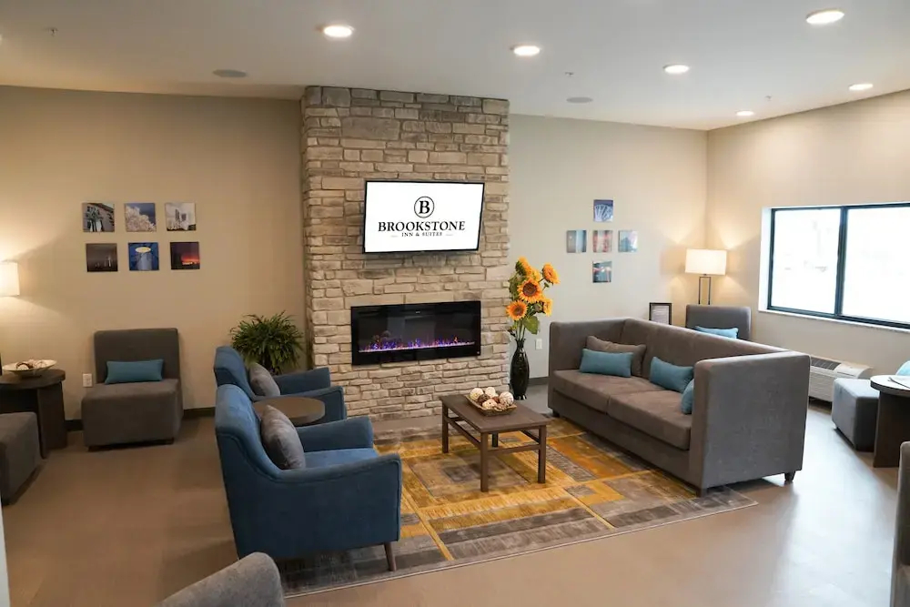 Brookstone Inn And Suites — фото 2