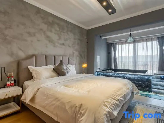 2 Bedrooms Suite with sunset view