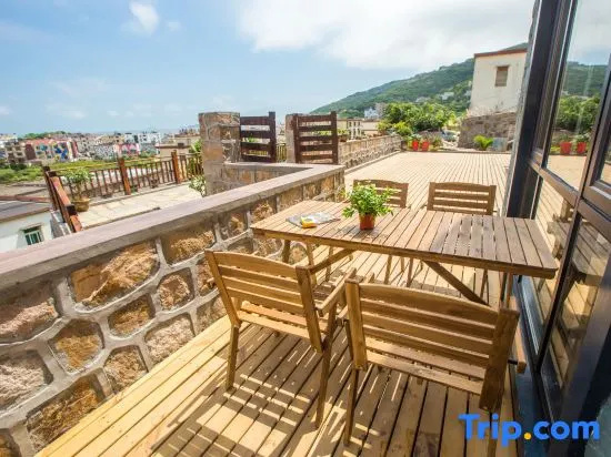 Balcony & Terrace
