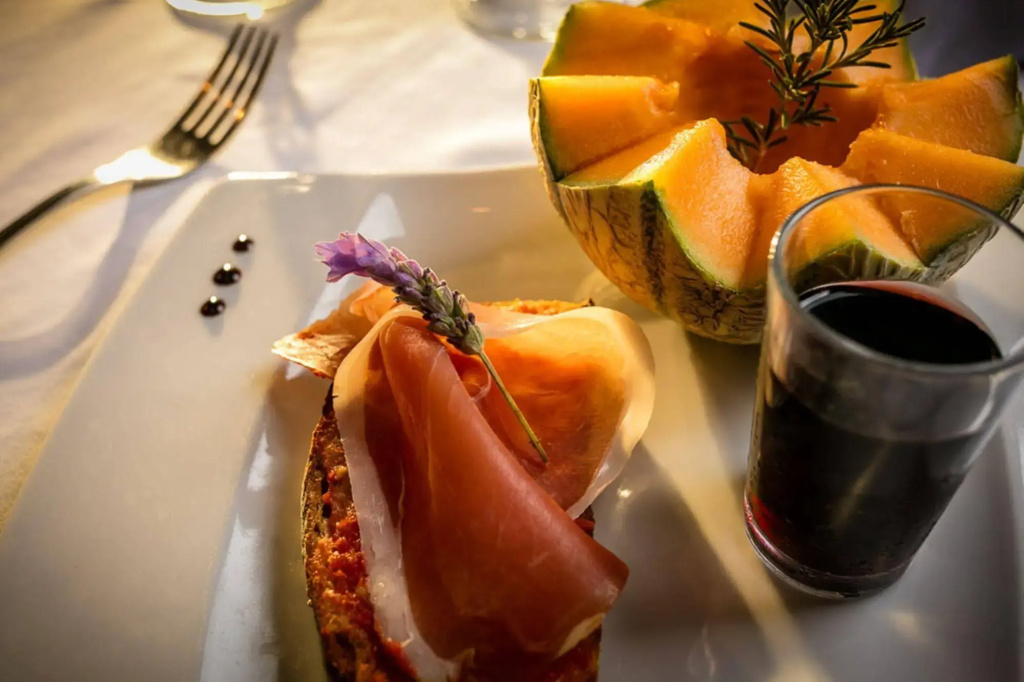 Logis Hotel et Restaurant Le Galion Canet Plage - Général