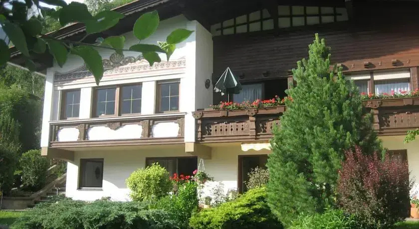Haus Thurnes