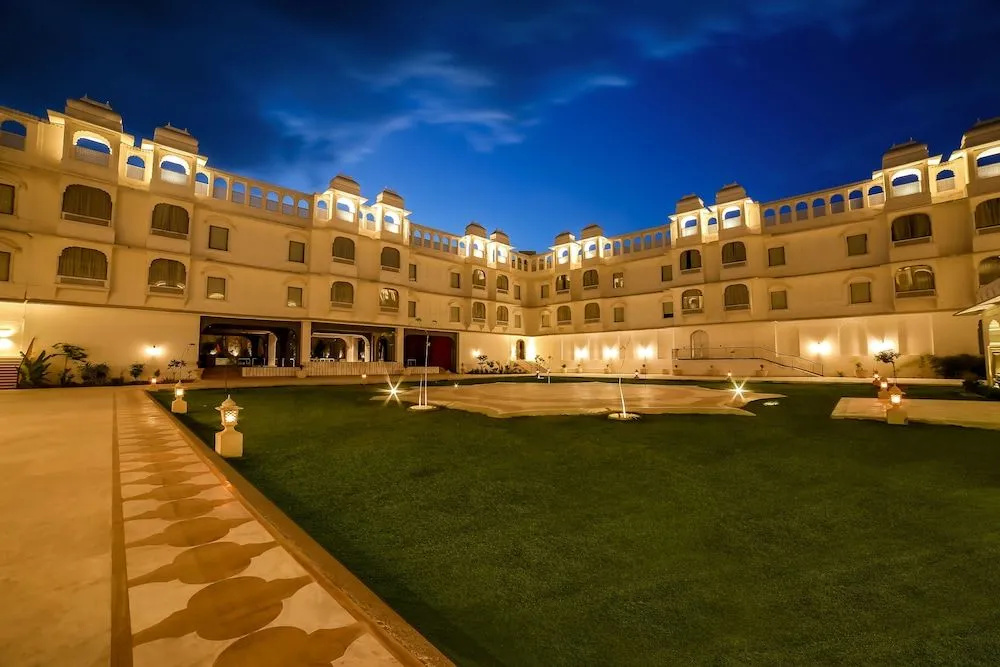 Zone Palace by The Park
