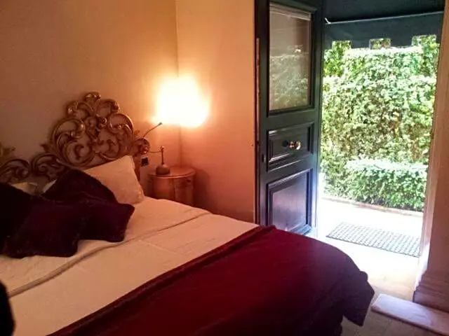 Economy room