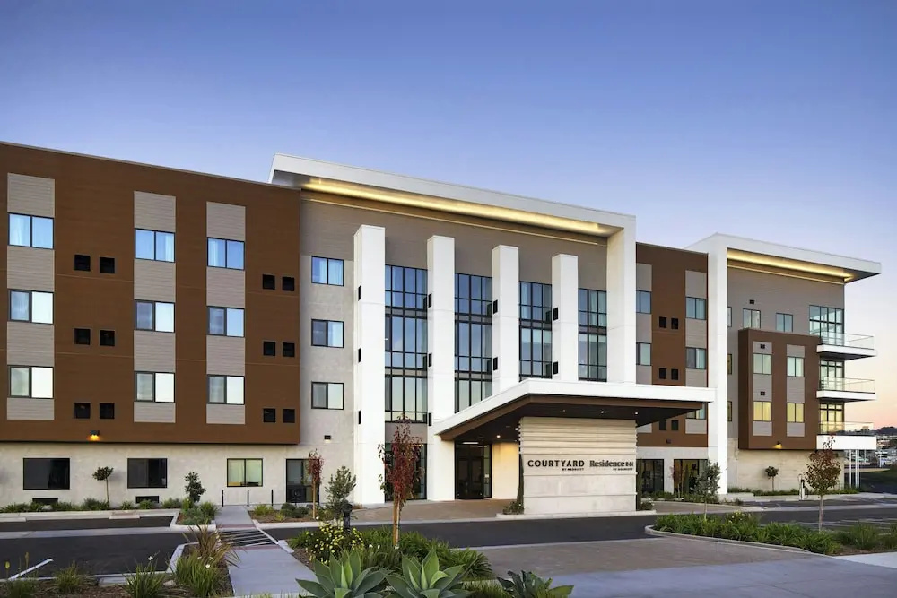Courtyard By Marriott Sand City Monterey