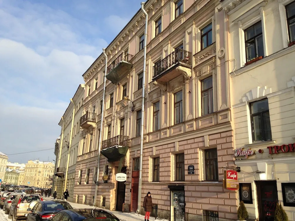 ProstoKvartirki on Moiki 28/2