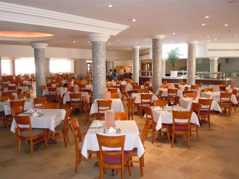Food & Beverage
