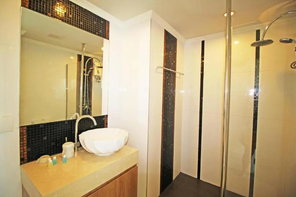 Amazon Residence Pattaya Sunny Rentals - Chambres