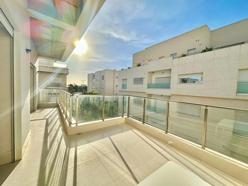 Le Superbe apt Neuf Central Jardins de Carthage