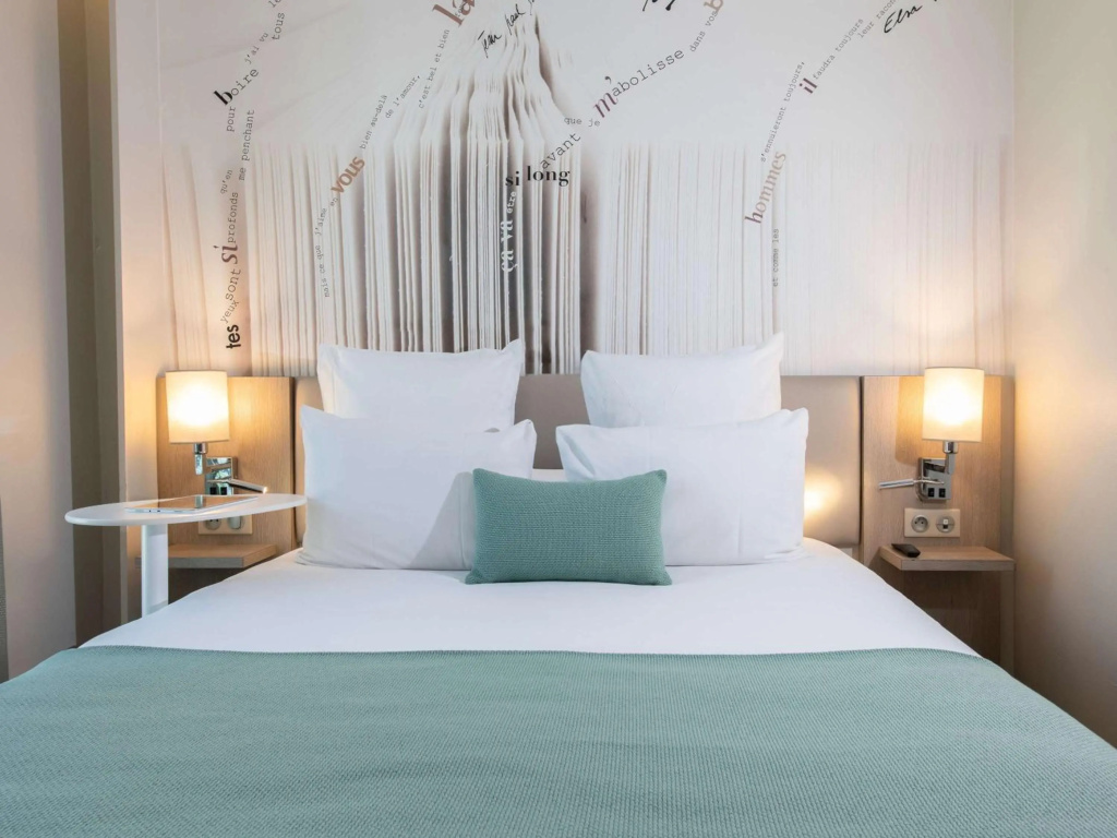 Mercure Paris Montparnasse Raspail 19