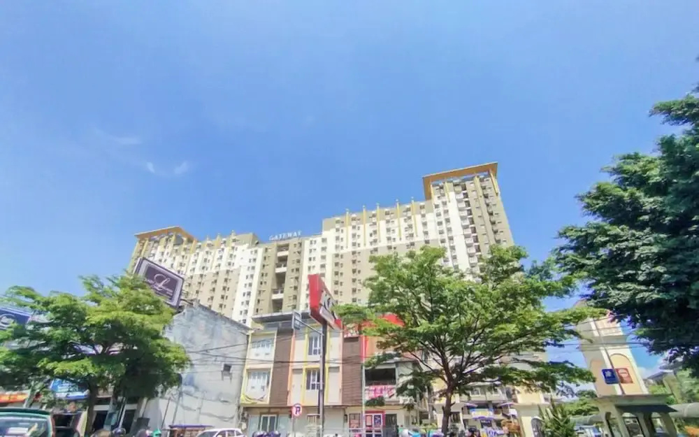 Neat And Comfy Studio At Gateway Ahmad Yani Cicadas Apartment