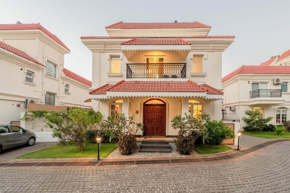 Staymaster Terra Tango 4BR Villa