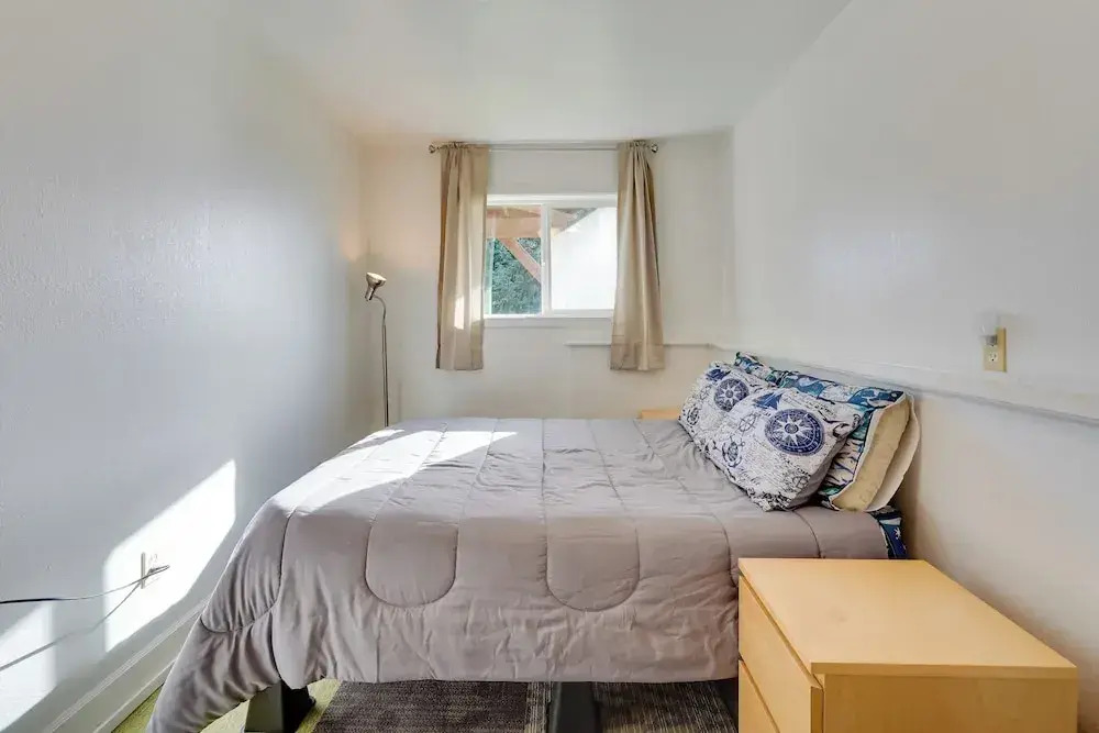 Fish & Hike! Home Base for Kachemak Bay Adventures — фото 4