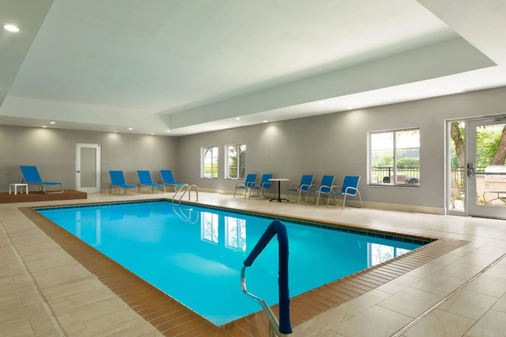 La Quinta Inn & Suites by Wyndham Columbus - Edinburgh - Général