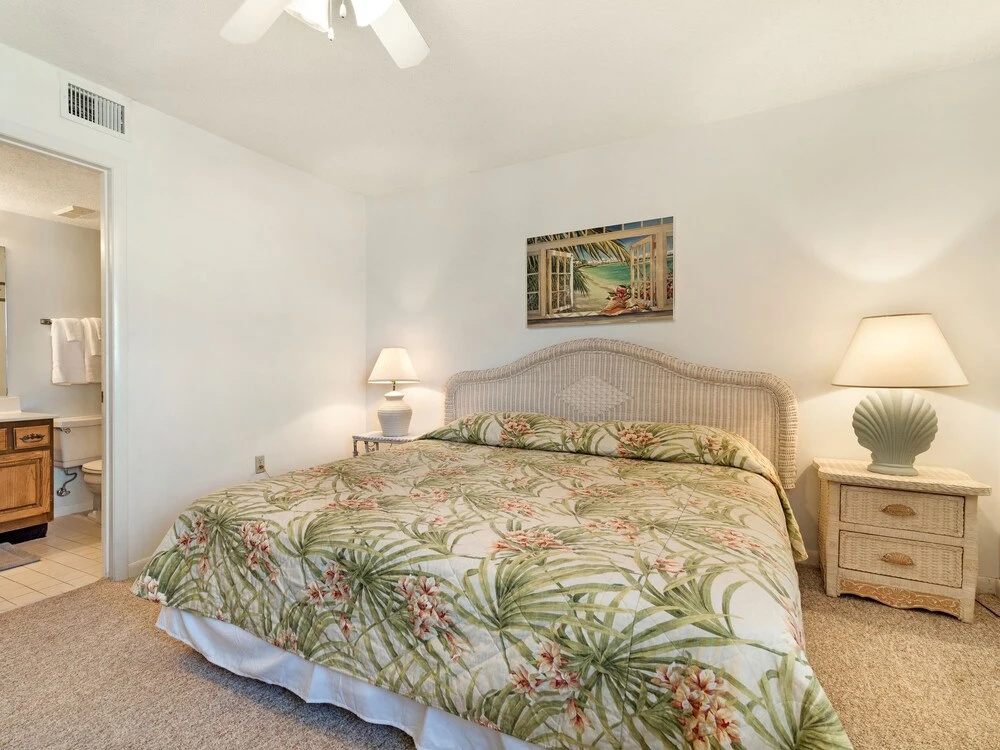 Edgewater West by Bender Vacation Rentals