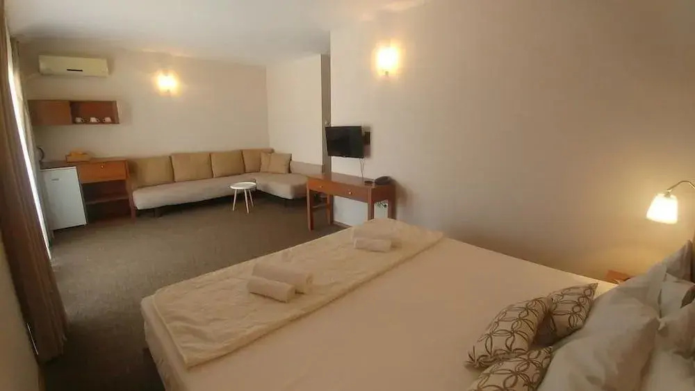 Hotel photo 30