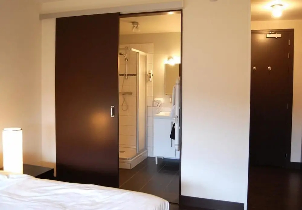 Bar-Bistro-Hotel DOK - Général