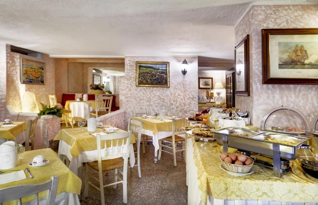 Colonna Palace Mediterraneo - Chambres