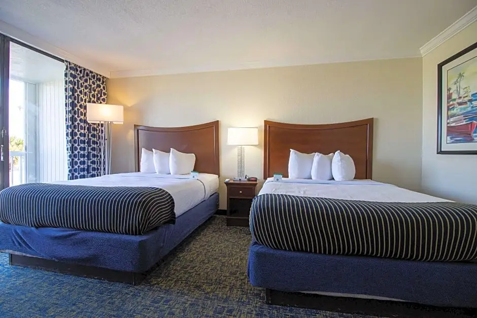 Best Western Cocoa Beach - Port Canaveral - Chambres