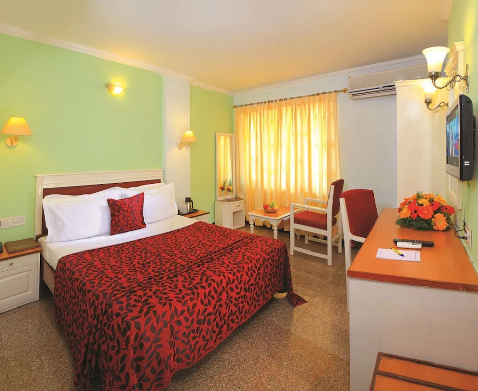 Standard Double room (full double bed)