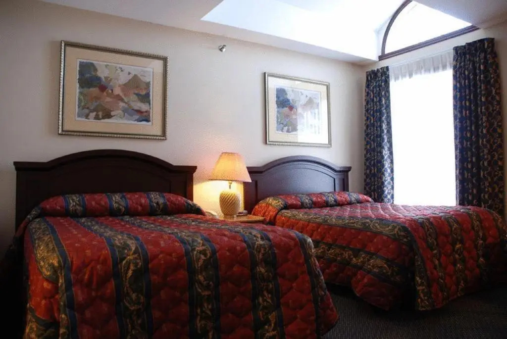 Deluxe Quadruple room