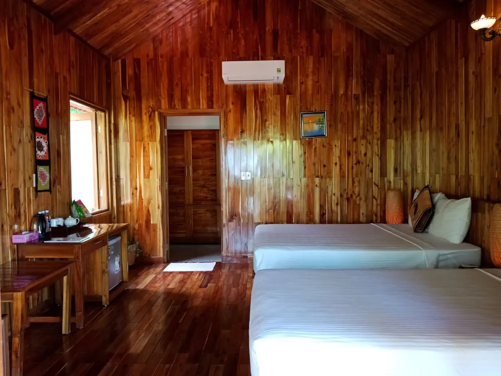 2 Bedrooms Family Bungalow with balcony and with sea view