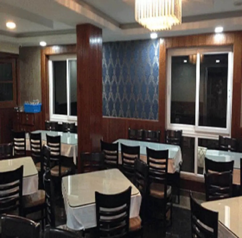 Hotel photo 12