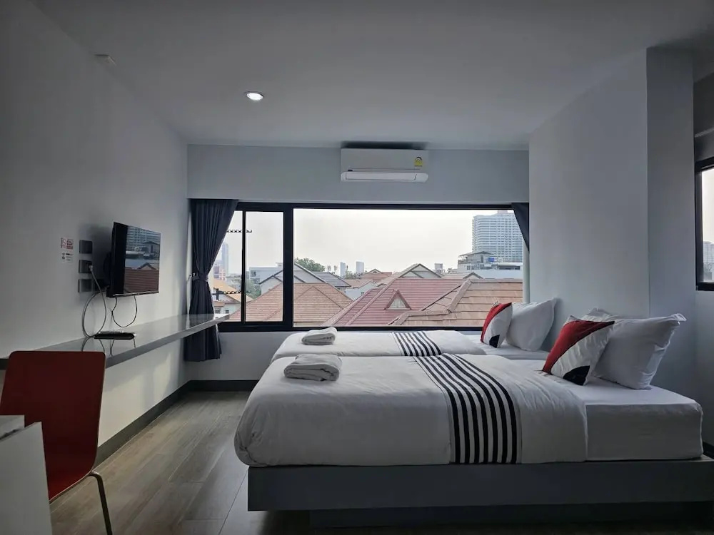 Area Place Hotel — фото