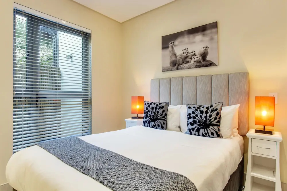 The One 8 Hotel - Chambres