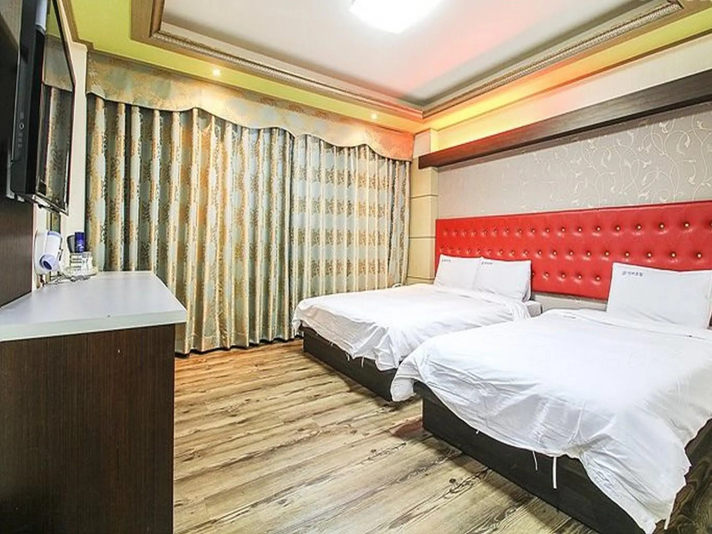 Standard Double room (twin beds)