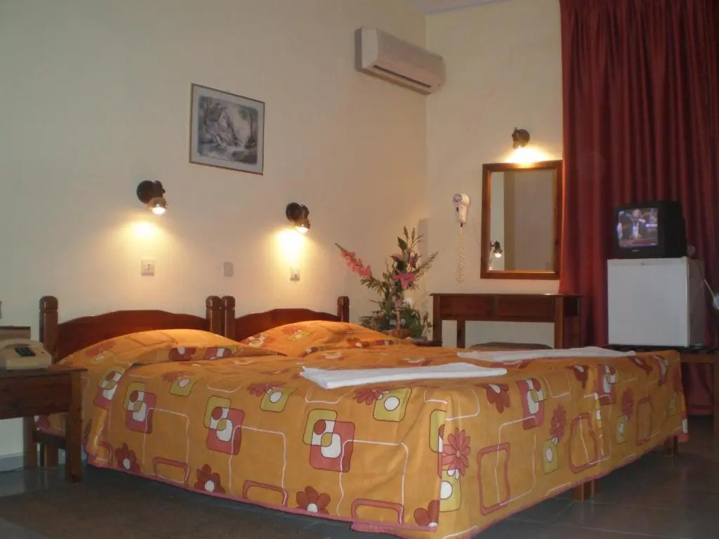 Standard Double room with balcony (twin beds)