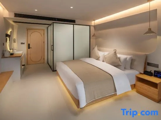 Standard Double room with balcony and with view (full double bed)