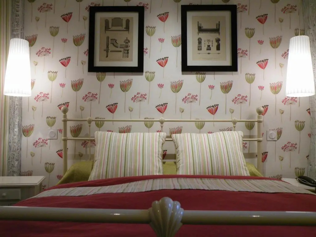 Comfort room