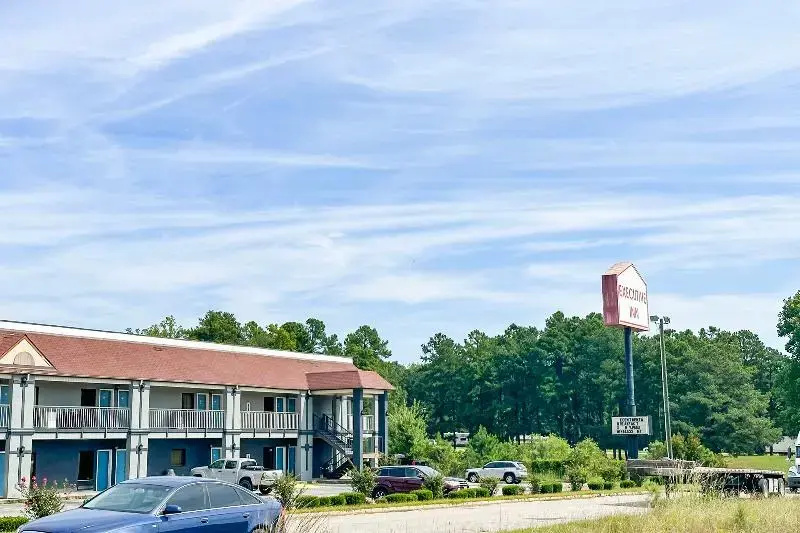 Executive Inn Ridgeway I-77