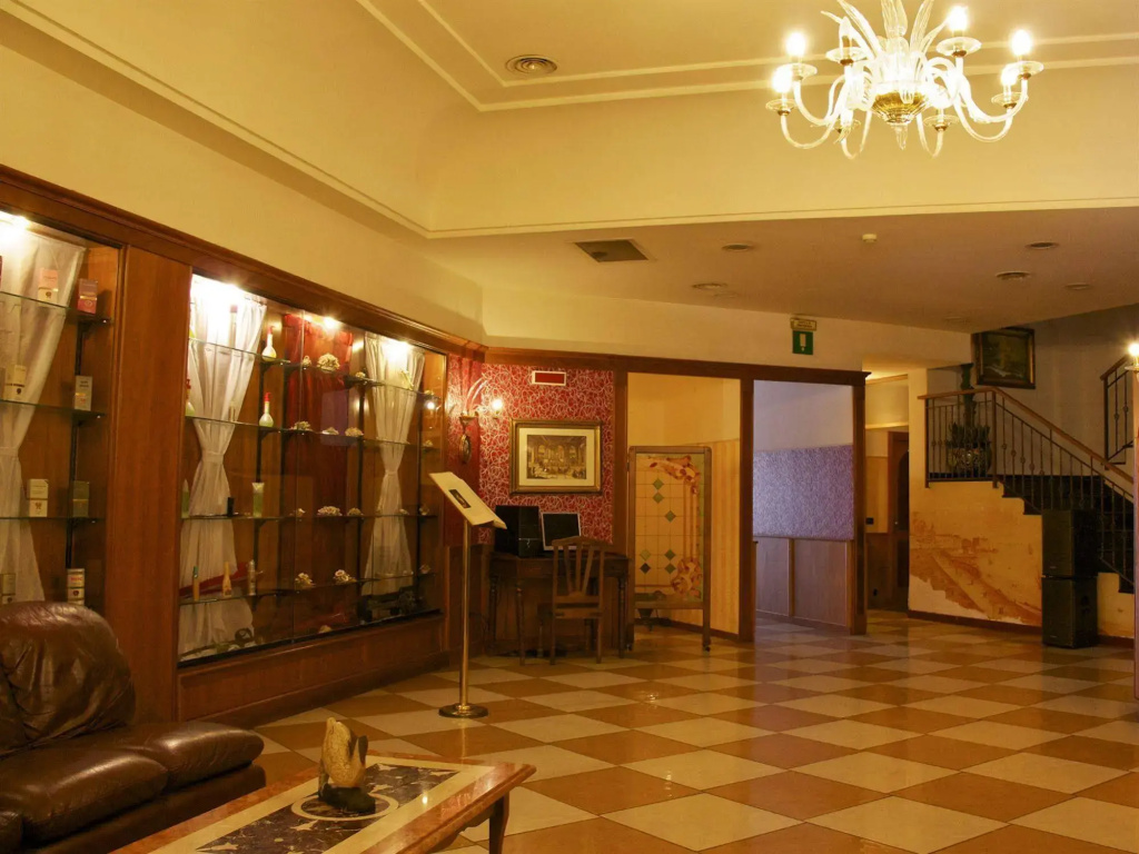 Business Hotel - Général