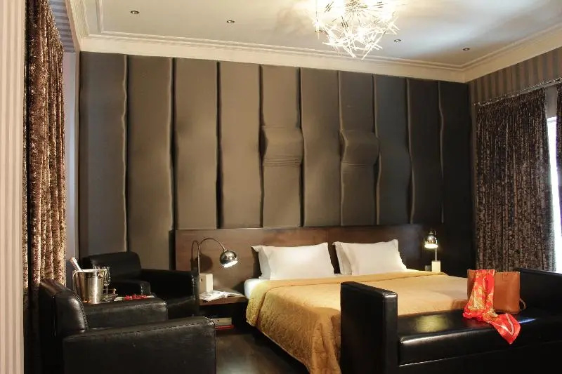 Galaxy Art Hotel - Chambres