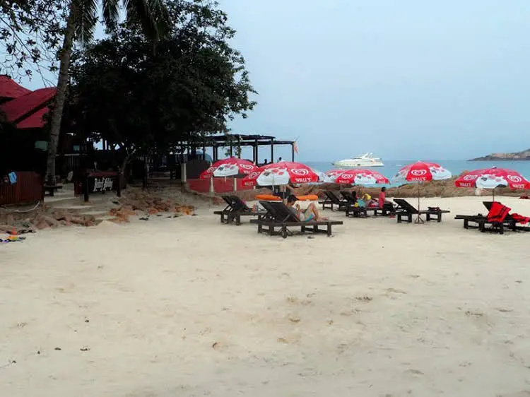 Beach & Waterfront