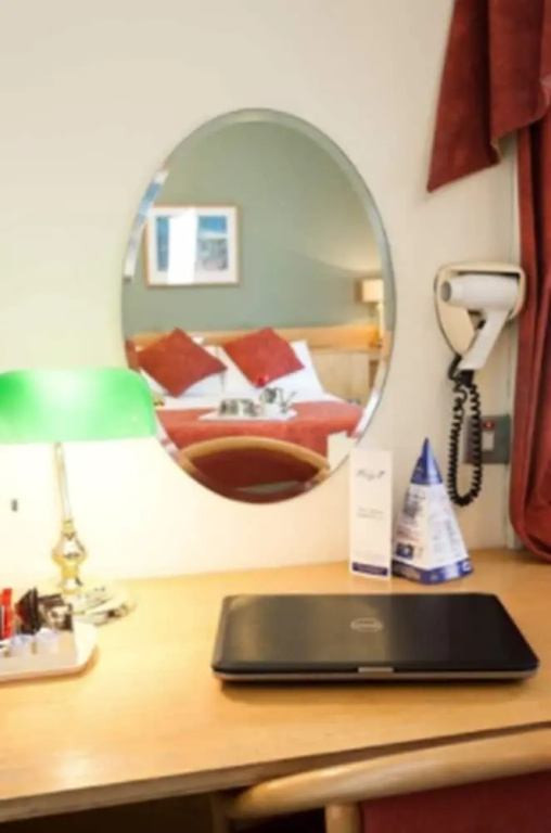 Pery's Hotel - Chambres