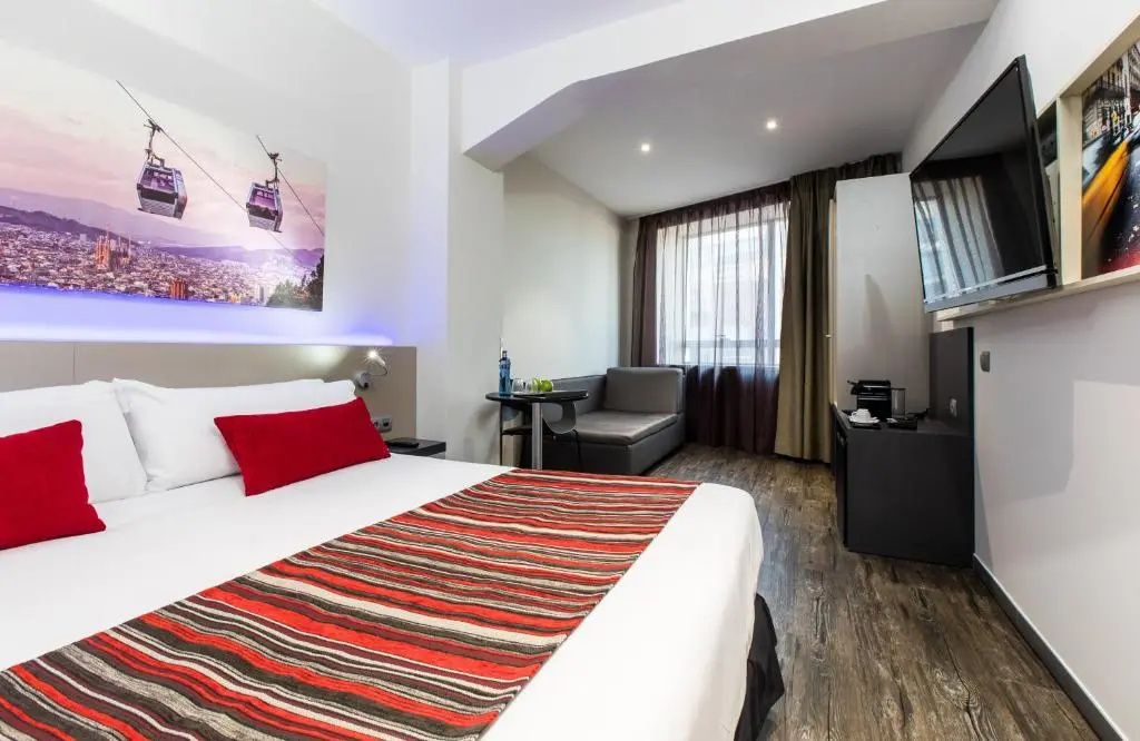 Superior Double room (full double bed)