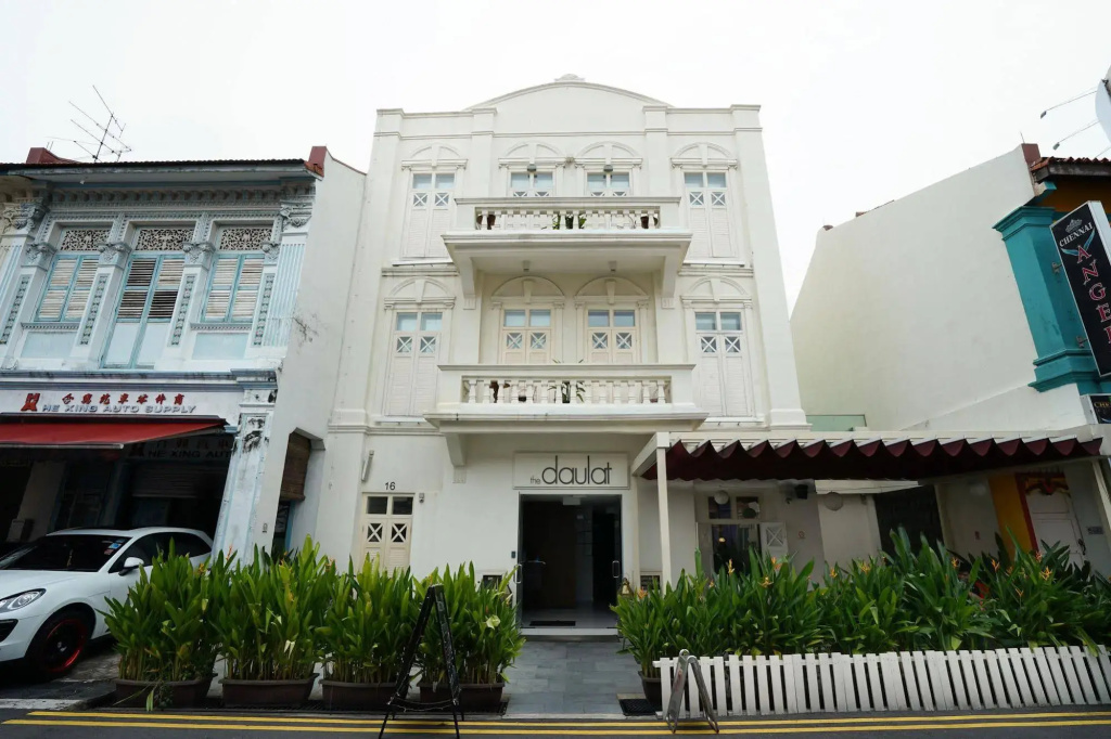 The Daulat Hotel