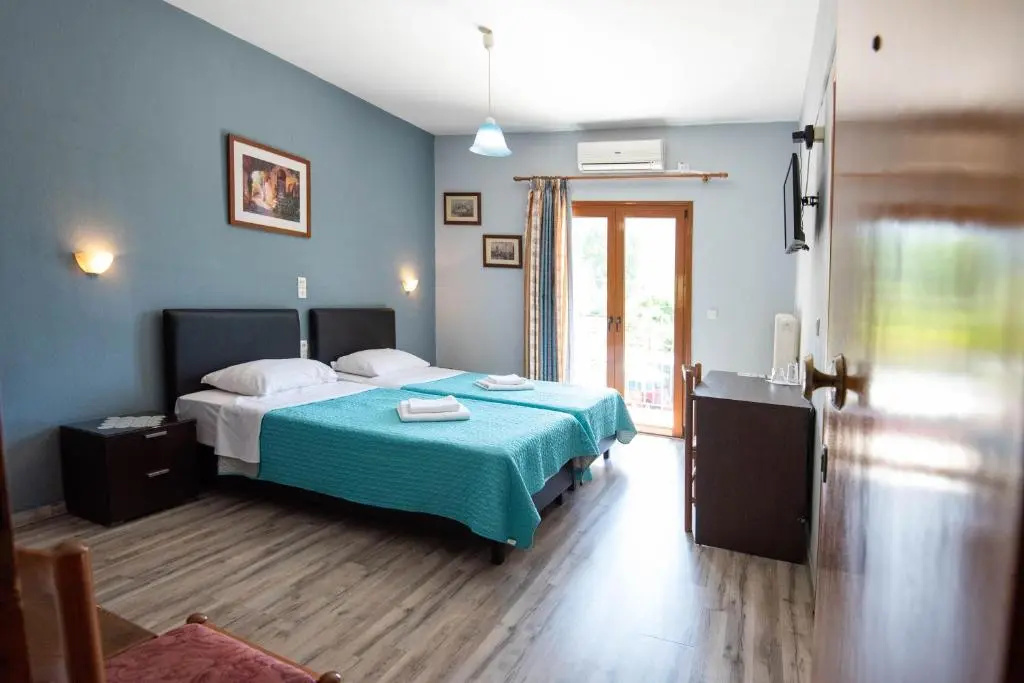 Economy room