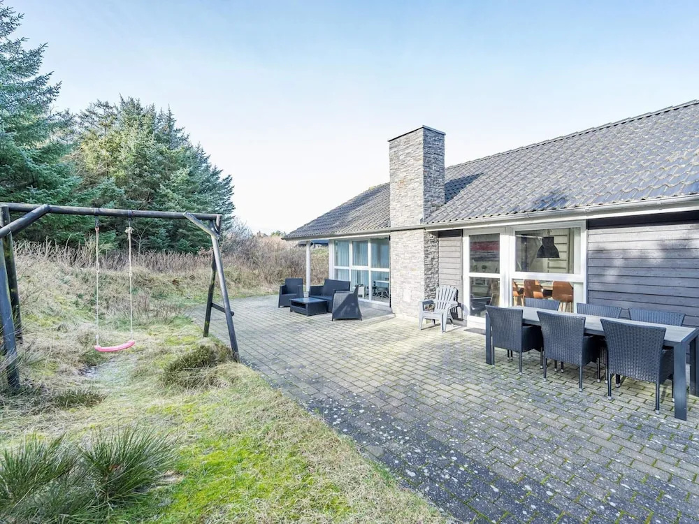 6 Person Holiday Home in Henne