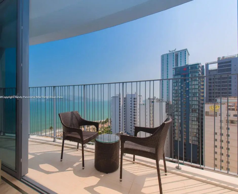 Balcony & Terrace
