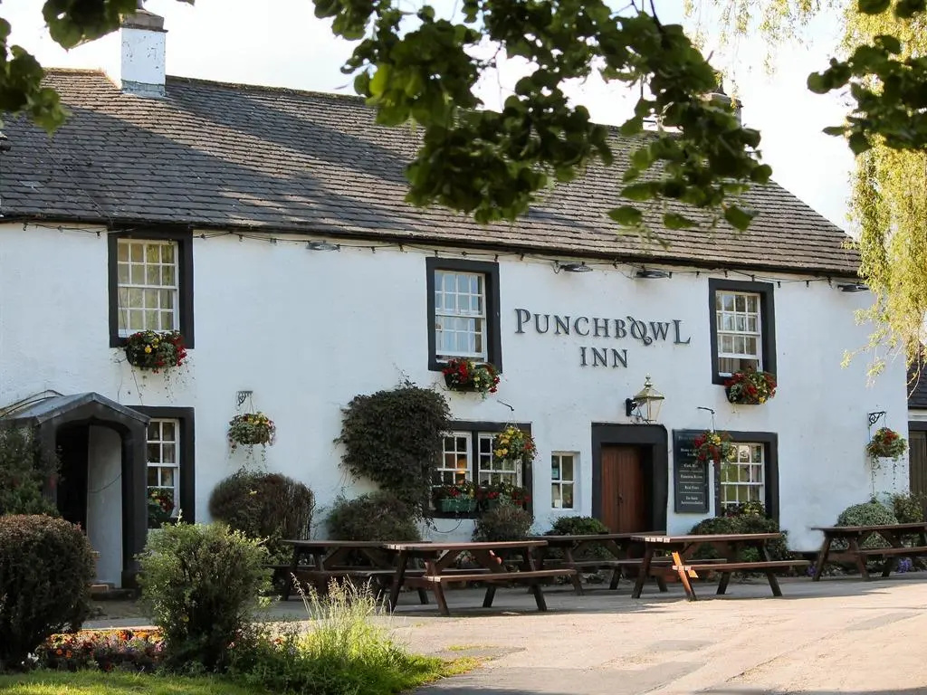 Punch Bowl Inn - Photo 1