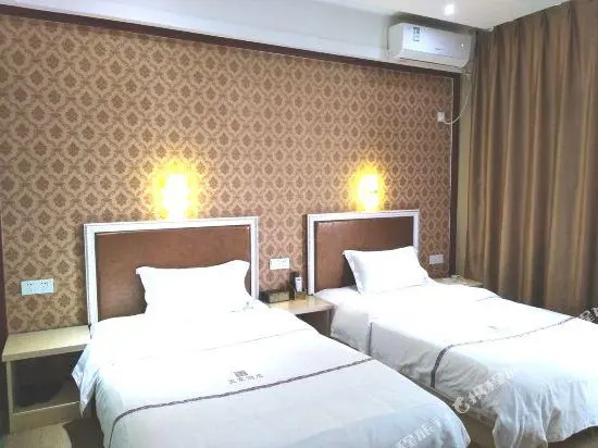 Standard Double room (twin beds)